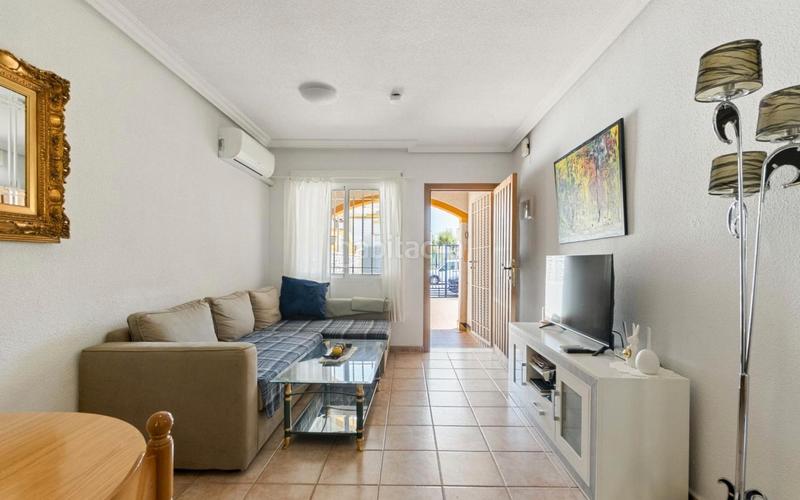 Foto ef579ba1-99c4-4670-9dd2-b349e95365ba. Planta baixa amb aparcament piscina a Parque Acuático - Sector 25 Torrevieja