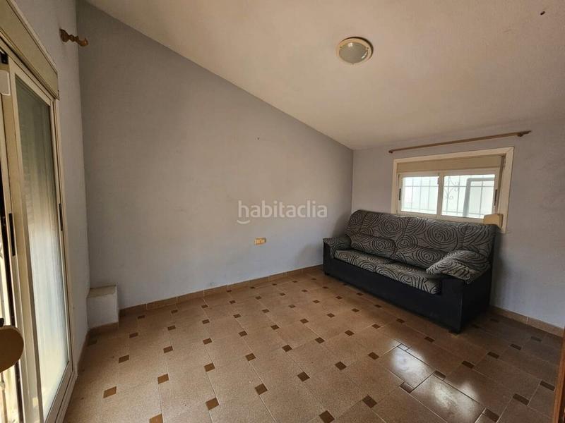 Foto af4fe1cd-5389-4f70-9013-64effadf5b91. Maison jumelée avec cheminée parking dans nueva Torrevieja Torrevieja