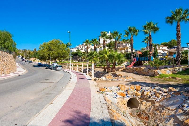 Foto 5841bb18-872b-4c2b-b750-1c0dc1f5dc7f. Attico con camino parcheggio piscina in Lomas de Campoamor - Las Ramblas Orihuela