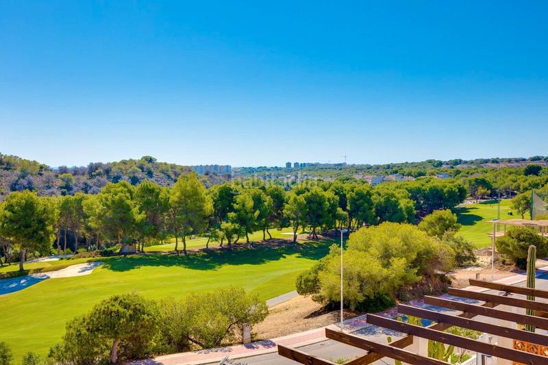 Foto 0e37f026-a53a-49c4-b732-fae8d4dc6679. Dachwohnung mit kamin parking pool in Lomas de Campoamor - Las Ramblas Orihuela