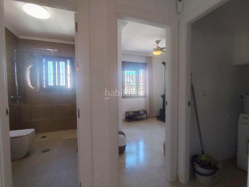 Foto df31111e-d425-49ff-8479-00302803f6c0. Reihenhaus mit kamin parking pool in Los Almendros Orihuela