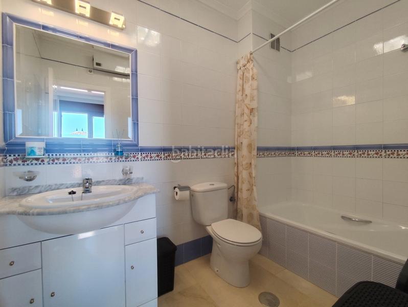 Foto 7837b8d2-c41f-4202-baf9-b5db5f6c06bc. Semi detached house with fireplace parking pool in Orihuela