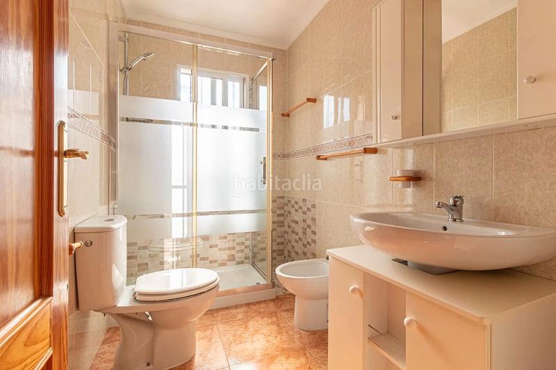 Foto 905fcfbf-343c-47a6-a56e-9eafb54ba8c7. Towny house with parking pool in La Regia Orihuela