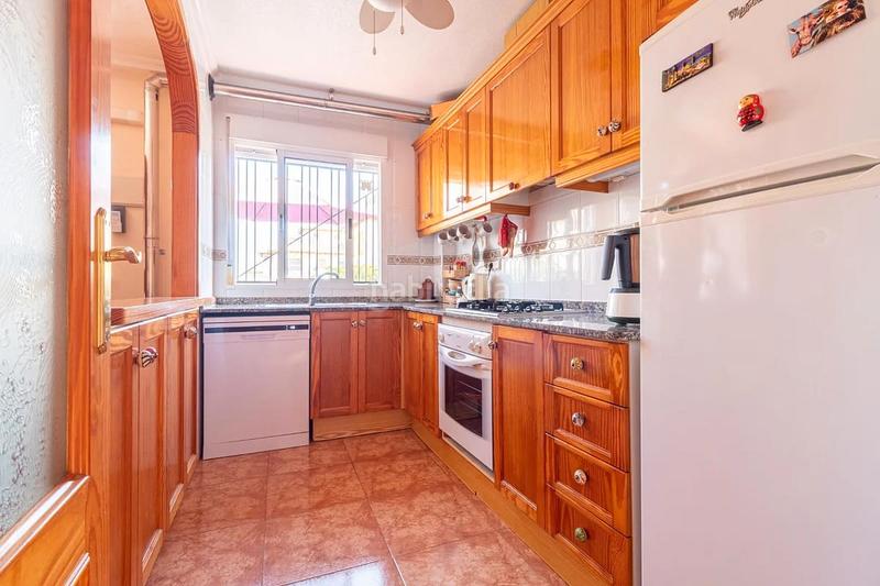 Foto 9bf0ea25-cb75-46b8-bbf7-4a61984c2755. Towny house with parking pool in La Regia Orihuela