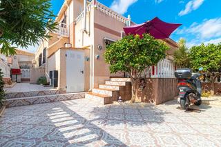 Towny house  Calle yeso