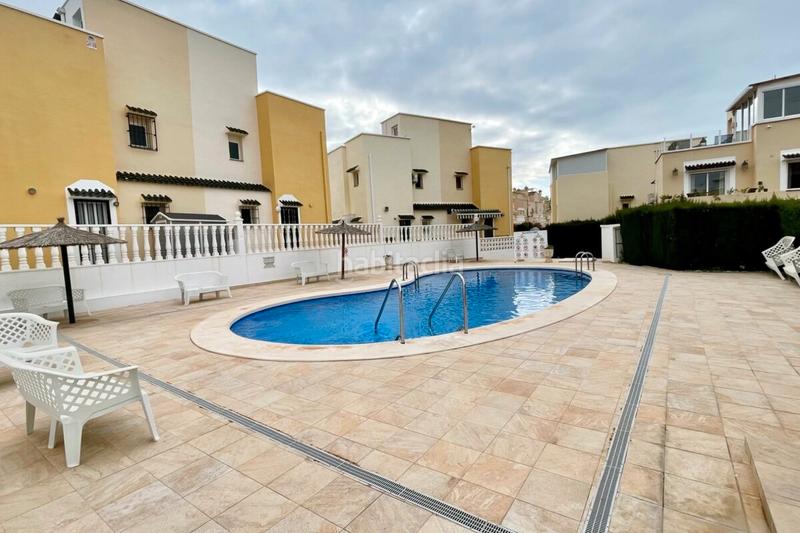 Foto 76311ffa-8fc5-4a82-b39f-0cde93721578. Towny house with parking pool in La Florida Orihuela