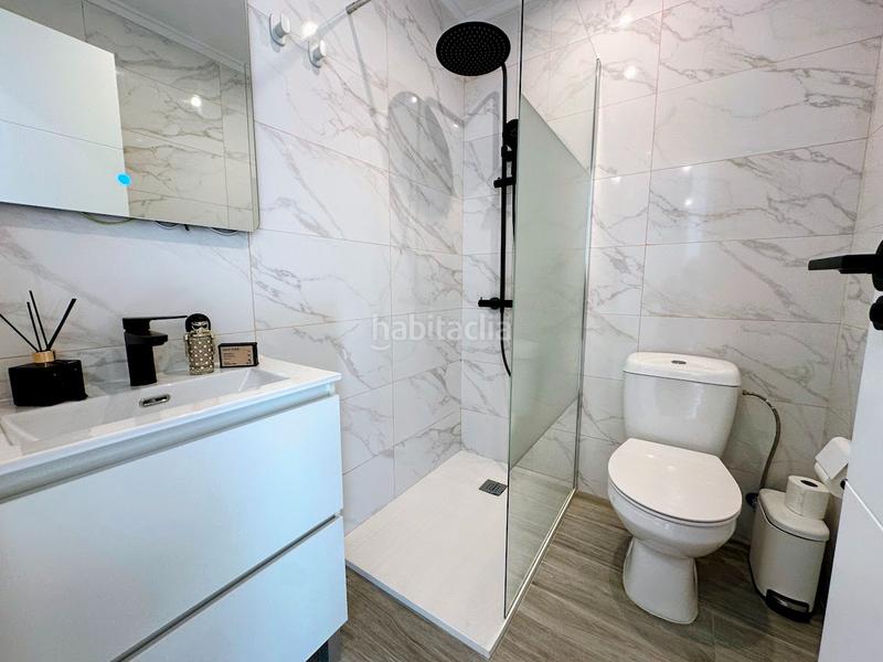 Foto d0f750d7-2b21-4e4e-b946-92e9f2ec0a8e. Casa in Zona Carrefour - Urbanizaciones Torrevieja