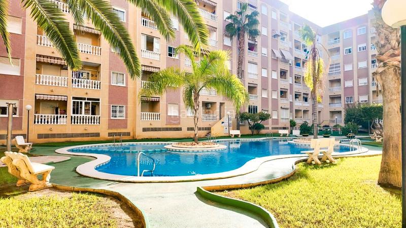 Foto 110339c7-feca-4428-b050-78d9ab042912. Apartment with pool in Parque de las Naciones Torrevieja
