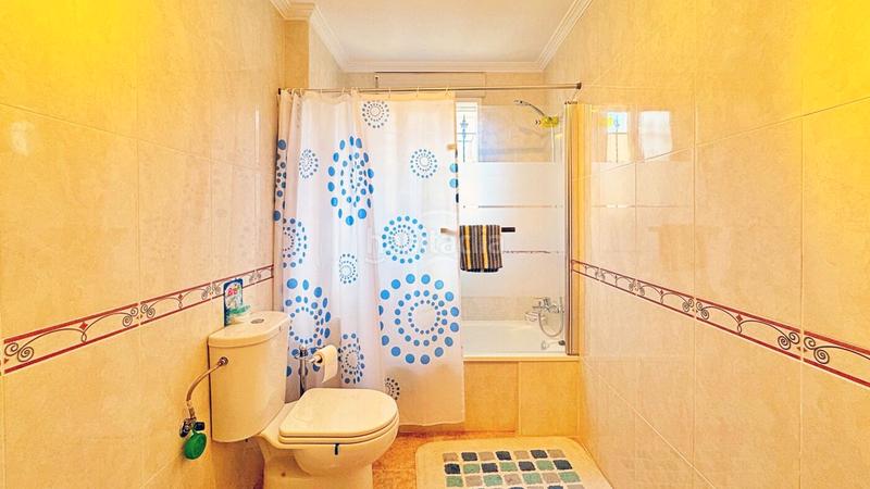 Foto 43026675-a96c-4cec-b18b-fff98f1b805c. Casa a schiera con parcheggio piscina in Villamartín-Las Filipinas Orihuela