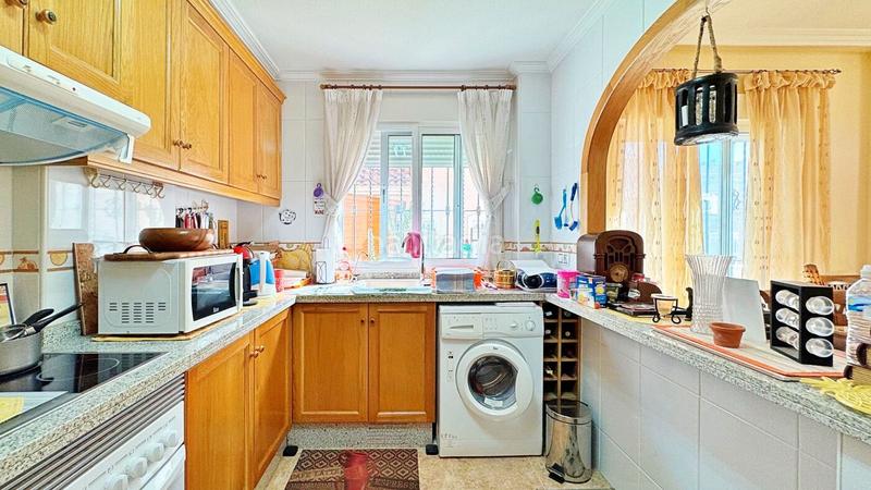 Foto a9a7903e-8905-4af5-a725-dae5368d2dfa. Casa a schiera con parcheggio piscina in Villamartín-Las Filipinas Orihuela