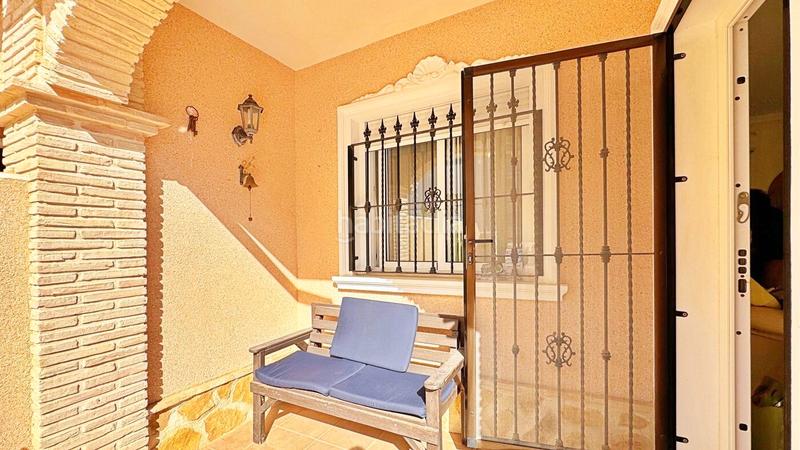 Foto 46bb1a6b-500d-4c5c-b534-26a35a67ca56. Casa adosada en Villamartín-Las Filipinas Orihuela