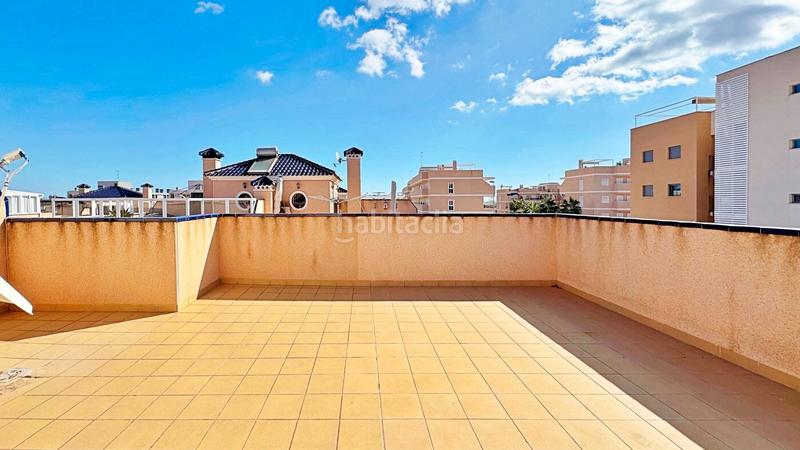 Foto 83f6fb62-819a-40bb-a86b-93bd8b0116c9. Casa adosada en Villamartín-Las Filipinas Orihuela