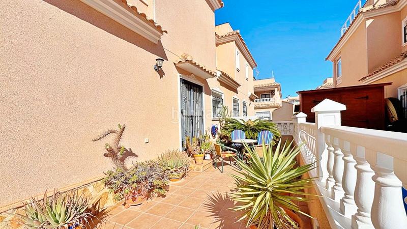 Foto bbc8a8ae-c5f8-468f-9bd5-fb768047145b. Casa adosada en Villamartín-Las Filipinas Orihuela