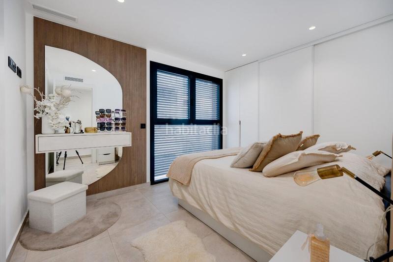 Foto 68fb379f-63ca-47fe-b93f-c9426f0e2adb. Apartamento en Centro - Muelle Pesquero Torrevieja