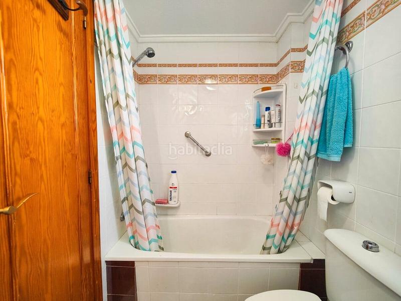 Foto 17ff55c3-2397-4395-95c7-6cebc1f75679. Attique avec piscine dans Zona Carrefour - Urbanizaciones Torrevieja