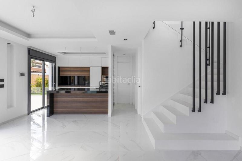 Foto 3f714deb-ff2f-4163-8483-ac1a9d18d4b1. Casa con parcheggio piscina in Zona Carrefour - Urbanizaciones Torrevieja