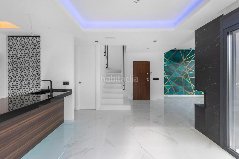 Foto 9d20b18d-69d5-4a19-9787-dd94ca10e23c. Casa con parcheggio piscina in Zona Carrefour - Urbanizaciones Torrevieja