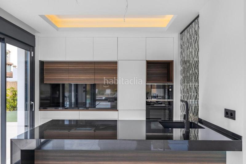 Foto 14c283c1-7c21-445e-b5f4-95865c8ab189. House with parking pool in Zona Carrefour - Urbanizaciones Torrevieja