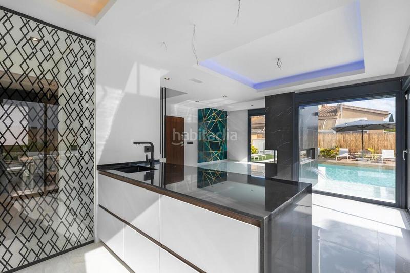 Foto 433e2d02-ef94-4d1c-9826-4b6c0ad22ce6. House with parking pool in Zona Carrefour - Urbanizaciones Torrevieja