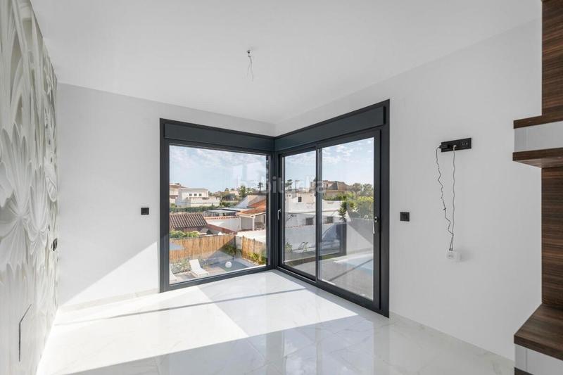 Foto 9444b887-974c-4acc-9c3c-0850be4d34a9. House with parking pool in Zona Carrefour - Urbanizaciones Torrevieja