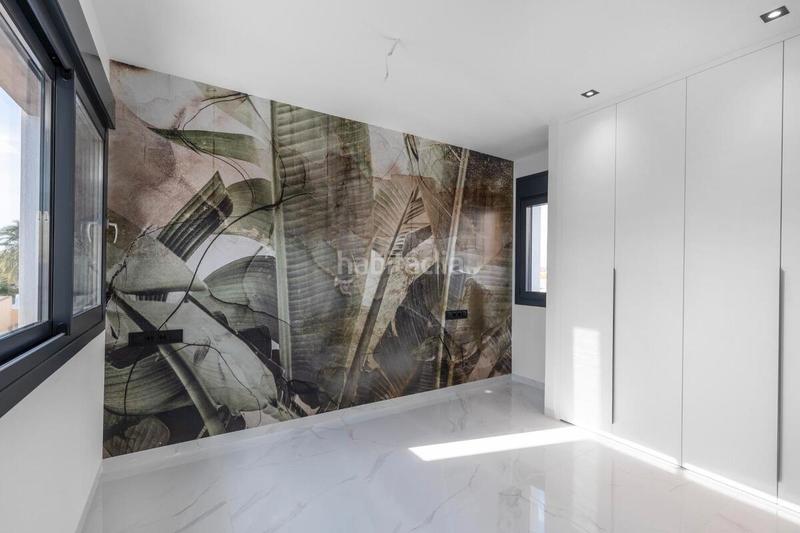 Foto f366d0d8-556d-4cd3-b8ea-6a80c88a7138. House with parking pool in Zona Carrefour - Urbanizaciones Torrevieja