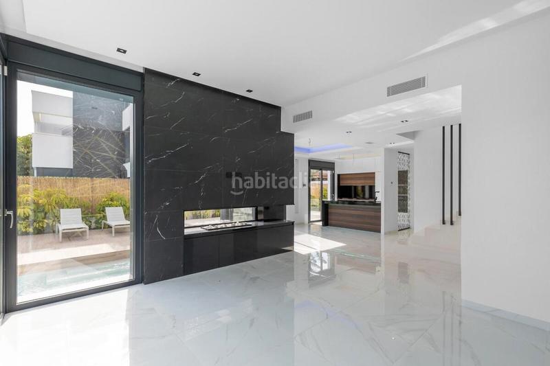 Foto feb6cfee-2dbe-45e7-9561-6ce38b4cc6ef. House with parking pool in Zona Carrefour - Urbanizaciones Torrevieja