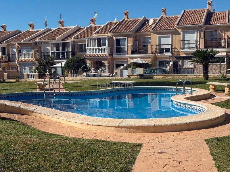 Foto 28953092-8a12-44b9-b6c5-1077477838a6. Casa bifamiliare con piscina in Aguas Nuevas Torrevieja