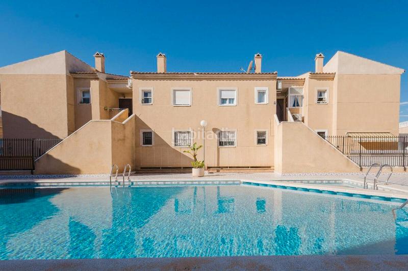 Foto d6086145-ffcc-48e5-866d-3e16386bfc0a. Casa en Parque Acuático - Sector 25 Torrevieja