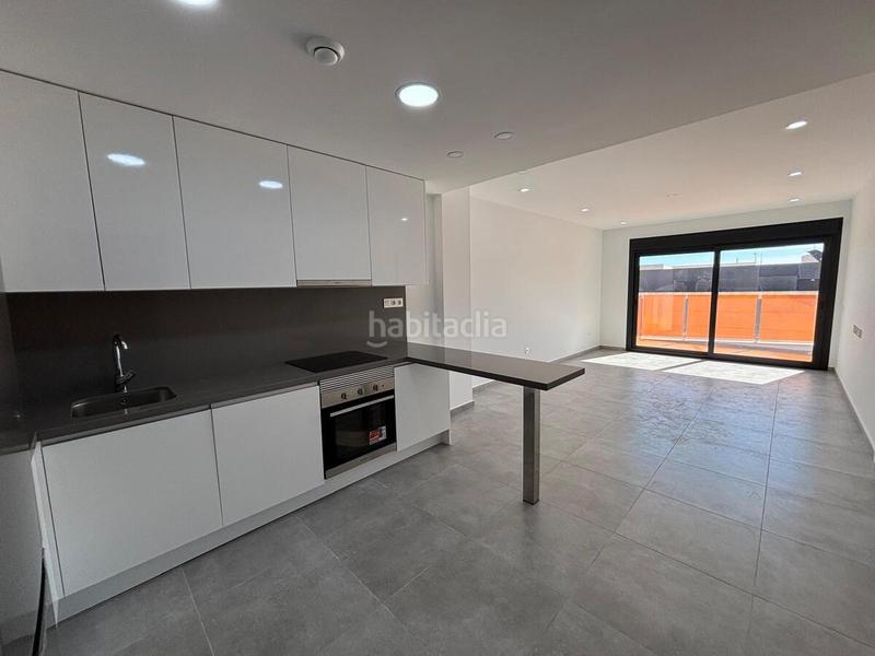 Foto 285455b8-97fd-4e7c-8b5b-29d49f917e12. Apartamento en Las Piscinas Naturales Torrevieja