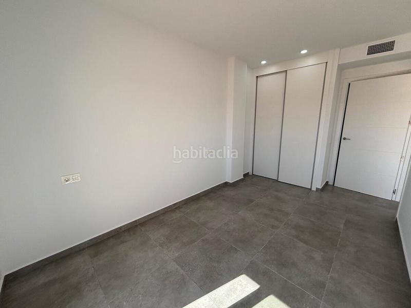 Foto b5c03b82-5579-44bb-874a-1fe3c7696b54. Apartamento en Las Piscinas Naturales Torrevieja