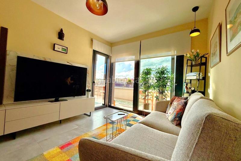 Foto 086fa031-61bd-4447-a968-9411e46590ee. Àtic amb aparcament piscina a La Florida Orihuela