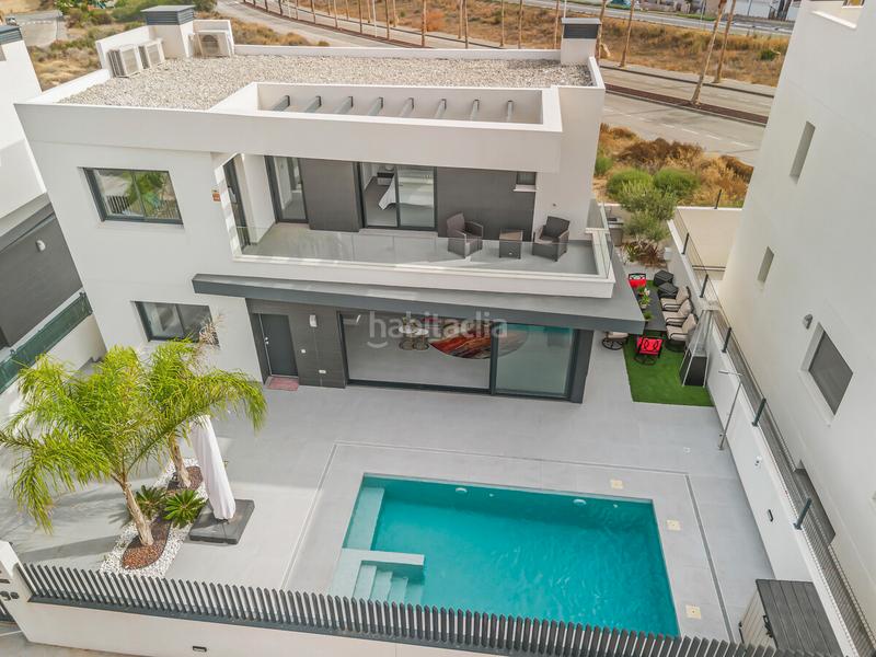 Foto 47609b86-acb2-48cf-abe2-27bbdfbfbcb4. Chalet en Montesinos (Los)