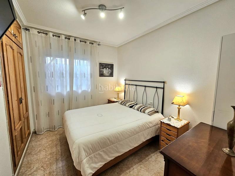 Foto 26025e78-e38a-4f81-8962-08f0f64da8b9. Casa adossada amb aparcament piscina a Aguas Nuevas Torrevieja