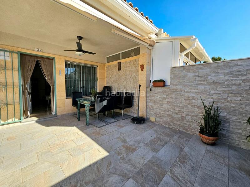 Foto 58de1af4-304a-4db0-9ee4-2c6fcfb5247d. Semi detached house with parking pool in Aguas Nuevas Torrevieja