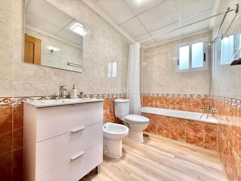 Foto b51bf4e0-f74e-4099-b1c9-baf95229966f. Àtic a Zona Playa de los Locos Torrevieja