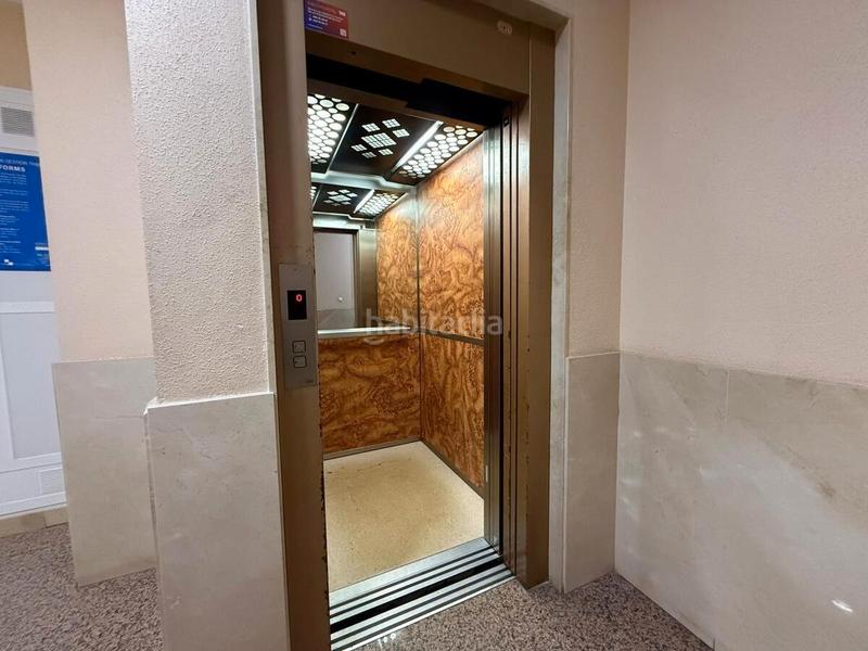 Foto 65b5d5a3-eba5-4902-98a2-26a9e6c8b73f. Ático en Zona Playa de los Locos Torrevieja