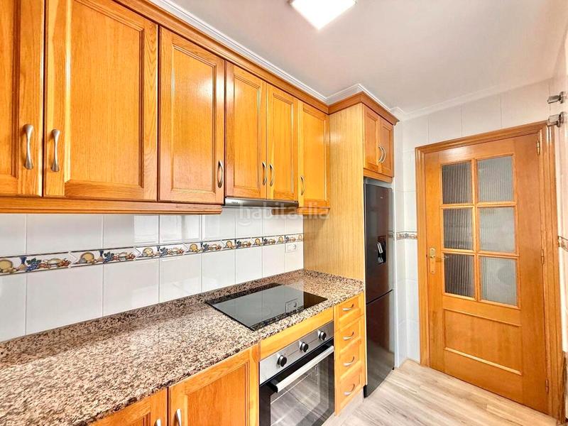 Foto 3580b14c-bab6-44e6-8f6f-e500eb678e5e. Penthouse in Zona Playa de los Locos Torrevieja