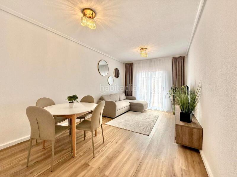 Foto 57749877-71dc-41ad-b485-8a5019a29e10. Penthouse in Zona Playa de los Locos Torrevieja