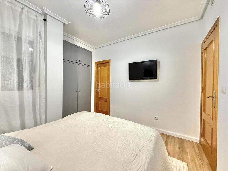 Foto f30bdb46-ba41-4467-b6ce-d7b778d73dd9. Penthouse in Zona Playa de los Locos Torrevieja