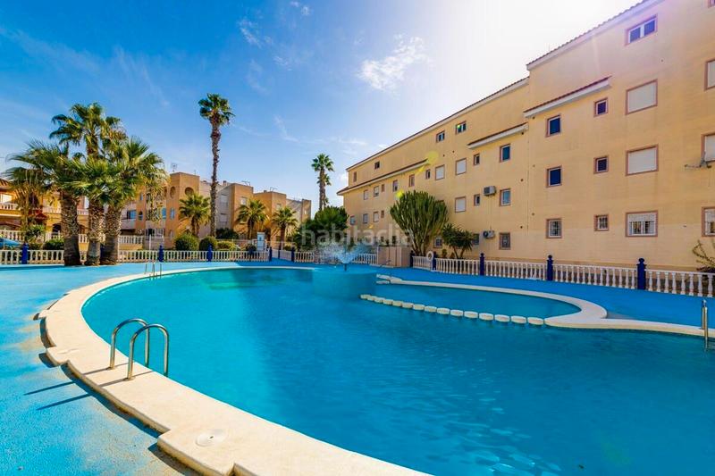 Foto 1cf48a1d-2d68-49f8-a103-eb2c172ee84f. Apartament amb piscina a Zona Carrefour - Urbanizaciones Torrevieja