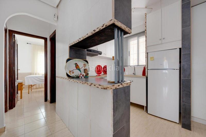 Foto c759bc4a-3713-485c-83f1-e50eb5bdba25. Apartament amb piscina a Zona Carrefour - Urbanizaciones Torrevieja