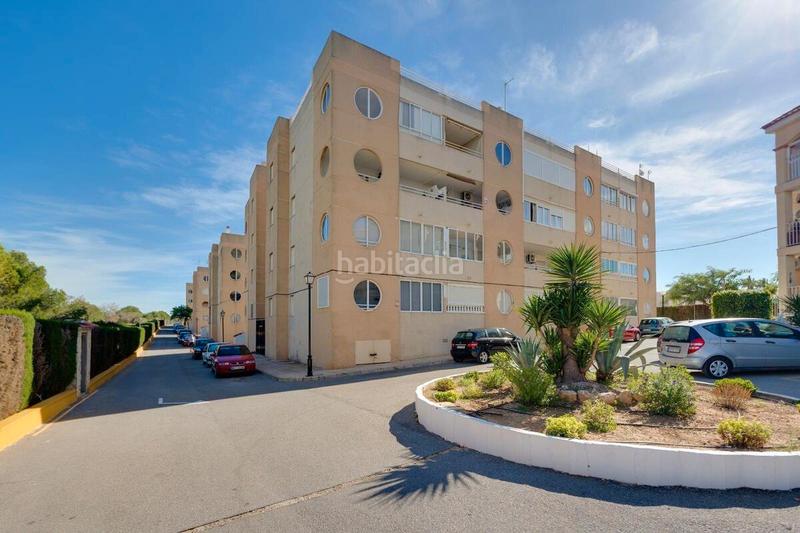 Foto 93c5d61b-cb2f-4a33-aa60-f990de9bb611. Apartment with pool in Zona Carrefour - Urbanizaciones Torrevieja