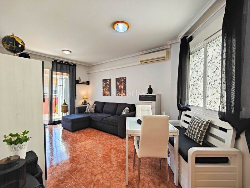 Foto 37396101-cd7a-4c0e-8cf0-a733466cf1f9. Àtic amb aparcament a Antonio Machado Torrevieja