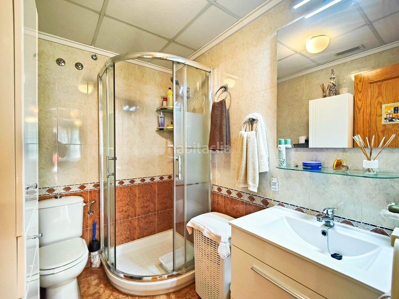 Foto 514f5e3d-217c-4c99-9c25-b29a239ddba9. Àtic amb aparcament a Antonio Machado Torrevieja