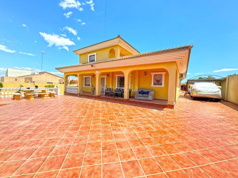 Foto a41384f6-ddde-47ca-9d9b-e3ad2874e2ab. Chalet avec parking piscine dans Los Balcones-Los Altos Torrevieja