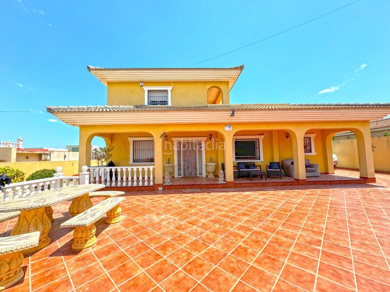 Foto baff45c6-08e6-42fa-b6a7-fa6ee82433c5. Chalet avec parking piscine dans Los Balcones-Los Altos Torrevieja