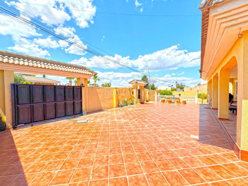 Foto f3169b52-18c7-4f76-a585-13d010afaceb. Chalet avec parking piscine dans Los Balcones-Los Altos Torrevieja