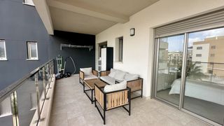 Apartament a Villamartín-Las Filipinas. Descubre este elegante y completamente amueblado apartamento ubi