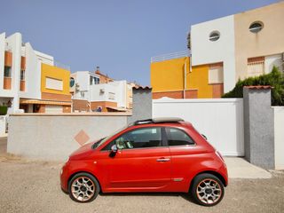 Casa adossada a Los Balcones y los Altos. Precioso adosado en esquina con un jardiacuten enorme en venta e