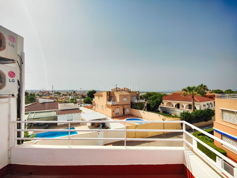 Foto 87021485-a2de-4b56-a506-deae03a08e34. Casa adossada amb aparcament piscina a Los Balcones y los Altos Orihuela